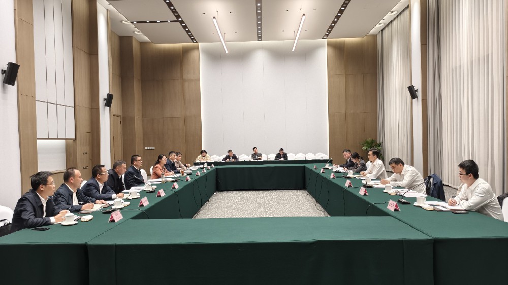 省农担公司与黄石市政府座谈交流