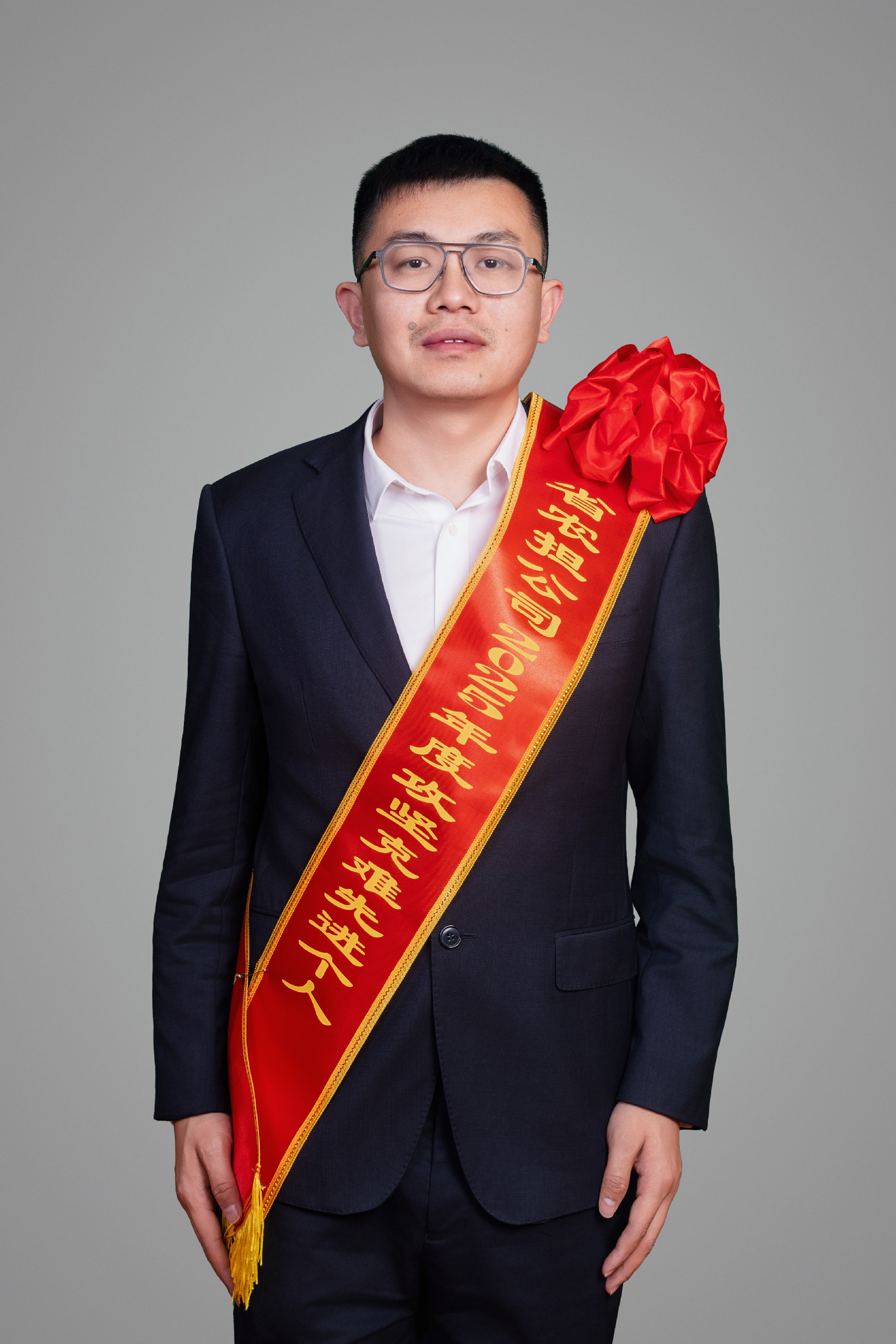 阳磊.jpg